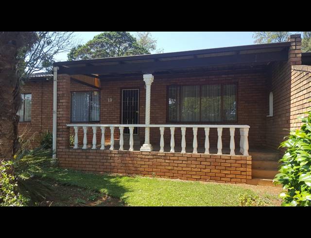 3 BEDROOM SIMPLEX TO LET IN SIGNAL HILL